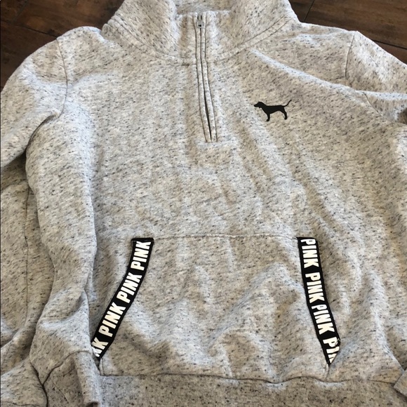 Bundle of pink sweat shirts - Picture 2 of 5